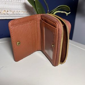Fossil wallet